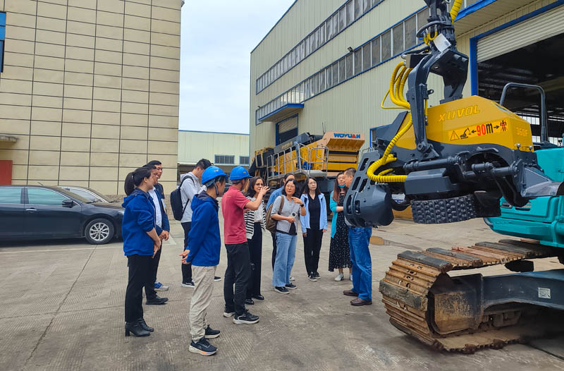 230512-国家商务部研究院调研组-1.jpg 230512-国家商务部研究院调研组-1.jpg